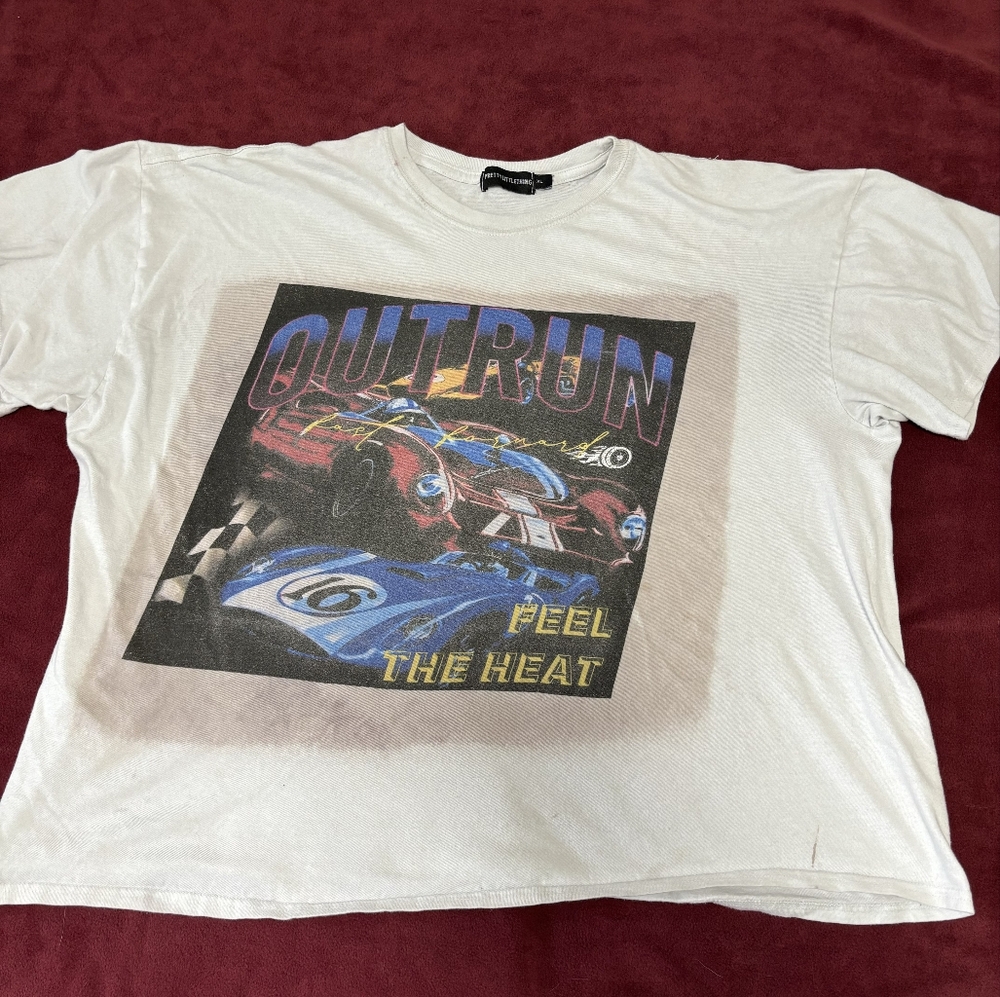 Outrun Feel The Heat Car Racing Graphic Pretty Little Thing T-Shirt - Size XL